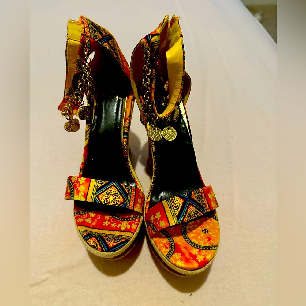 Cute Wedge Sandals